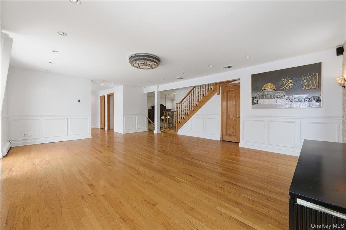 Single Family 82nd  Queens, NY 11414, MLS-958117-2