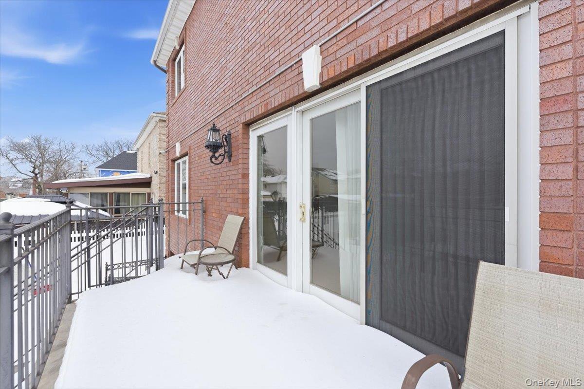 Single Family 82nd  Queens, NY 11414, MLS-958117-32