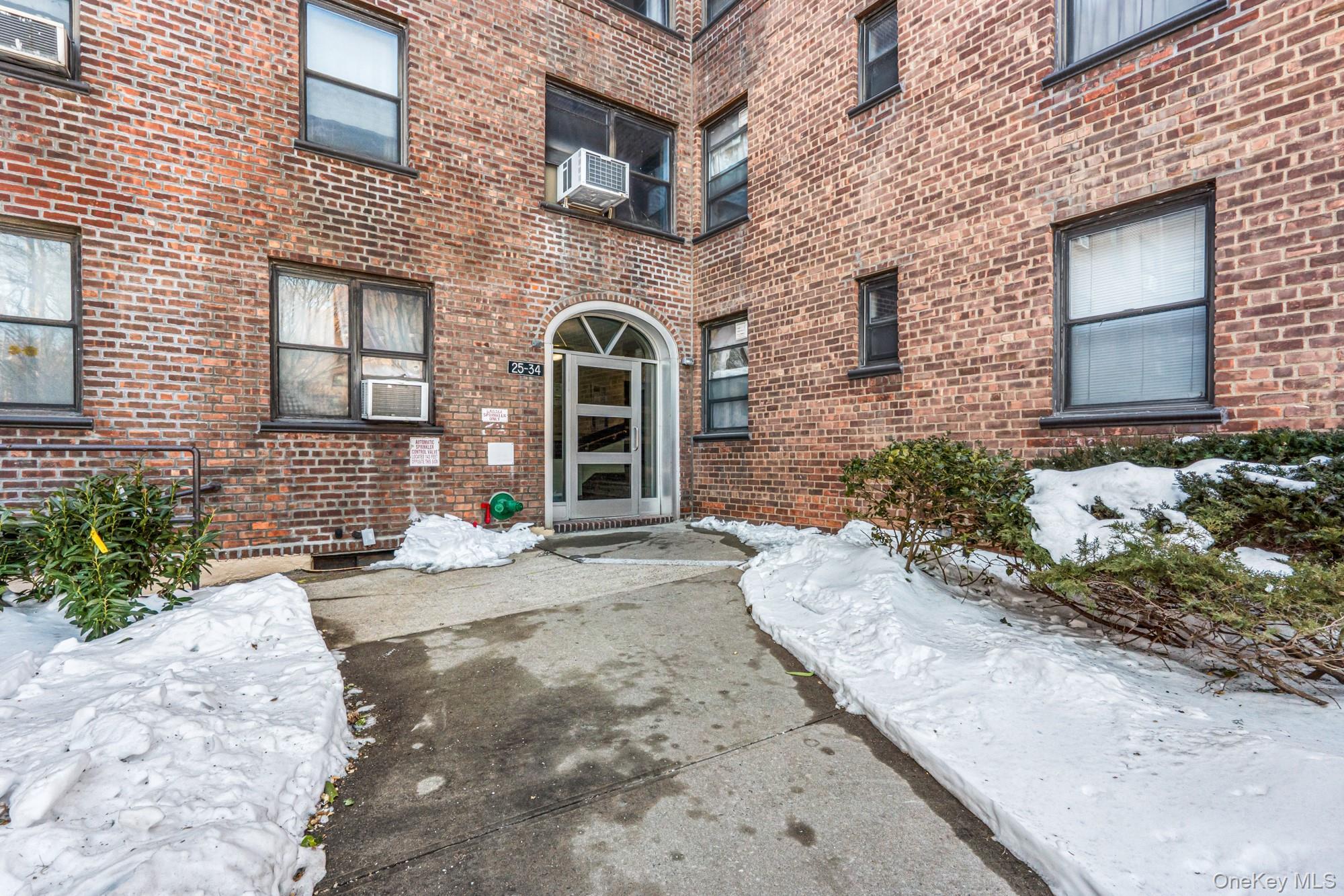 Coop Union  Queens, NY 11354, MLS-958146-2