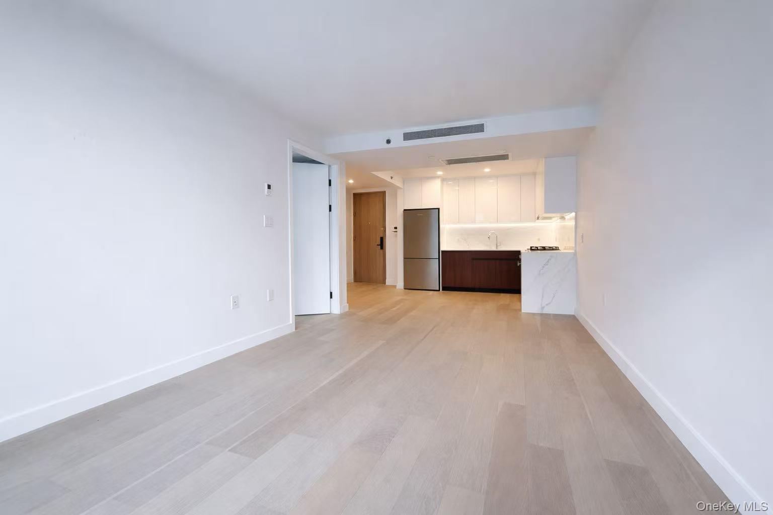 Condo Northern  Queens, NY 11354, MLS-958154-4