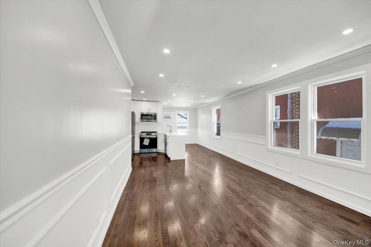 Single Family Penfield  Bronx, NY 10470, MLS-958169-13