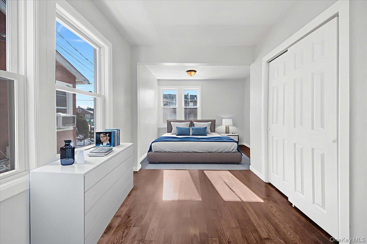 Single Family Penfield  Bronx, NY 10470, MLS-958169-28