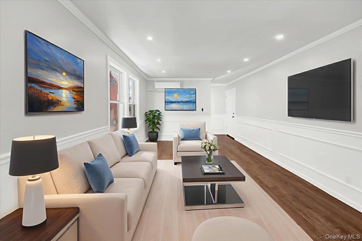 Single Family Penfield  Bronx, NY 10470, MLS-958169-3