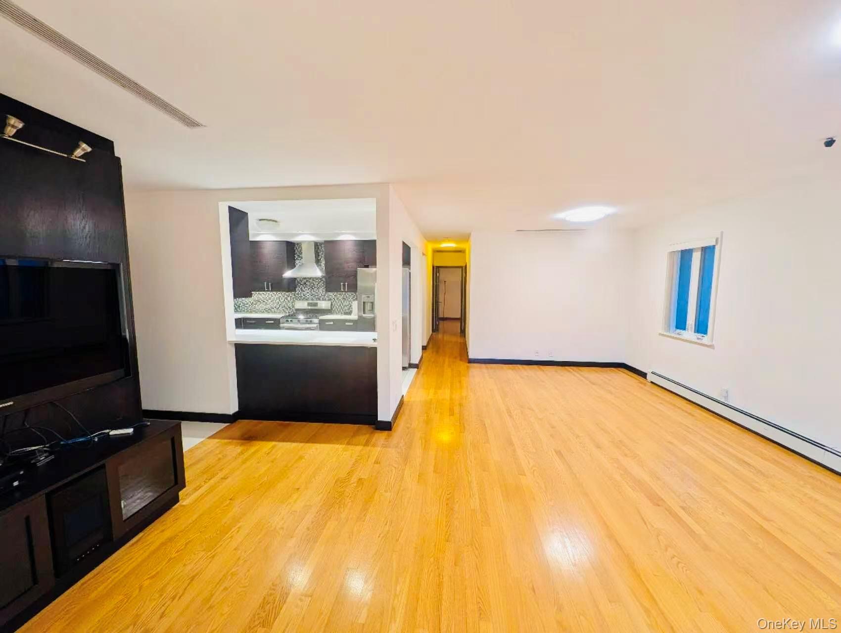 Single Family 213th  Queens, NY 11364, MLS-958183-2