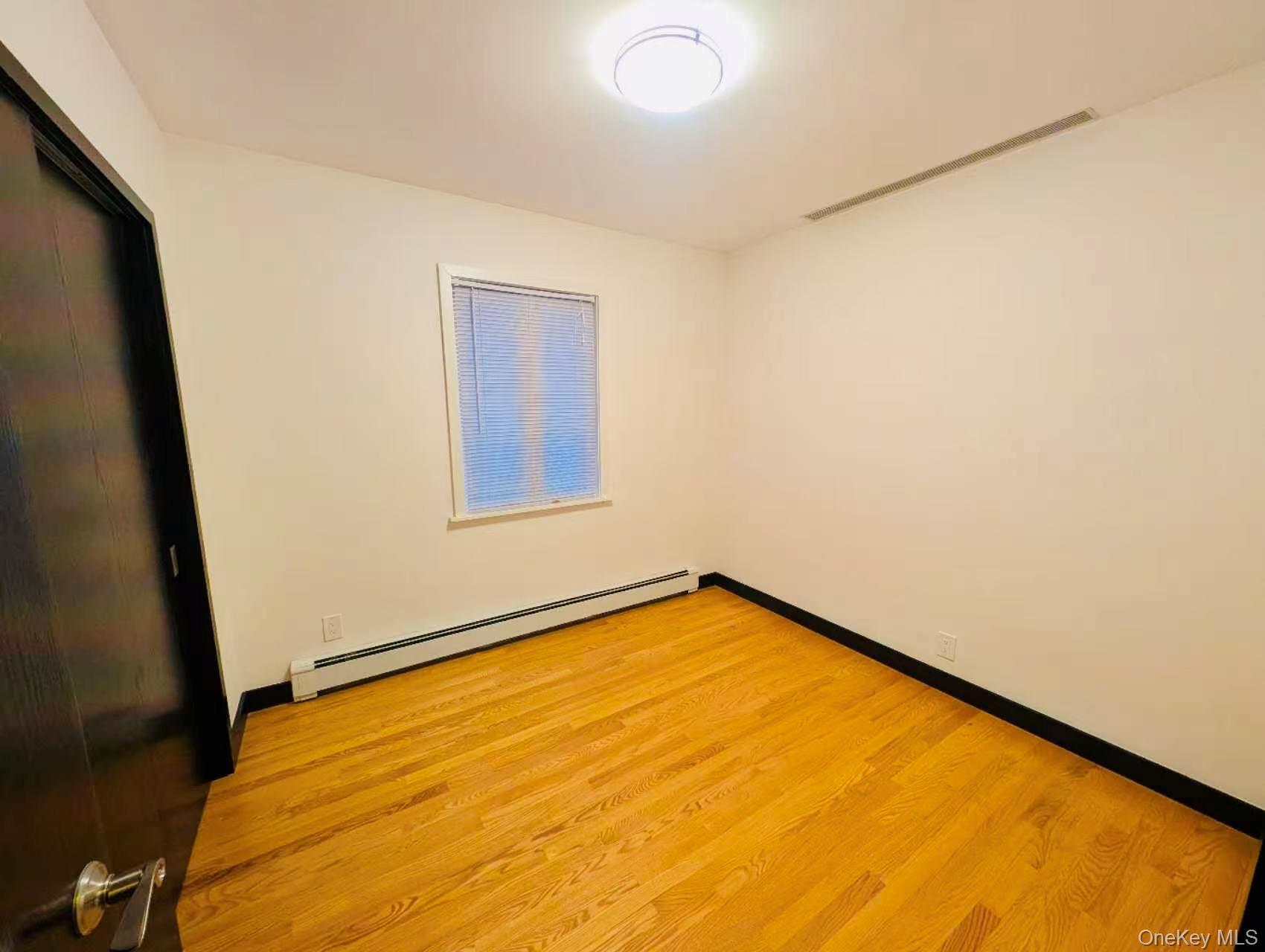 Single Family 213th  Queens, NY 11364, MLS-958183-7