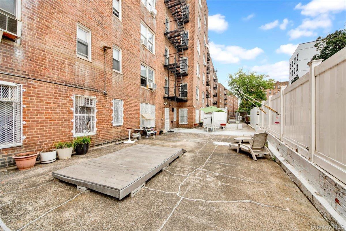 Coop Kingsbridge  Bronx, NY 10463, MLS-958201-18