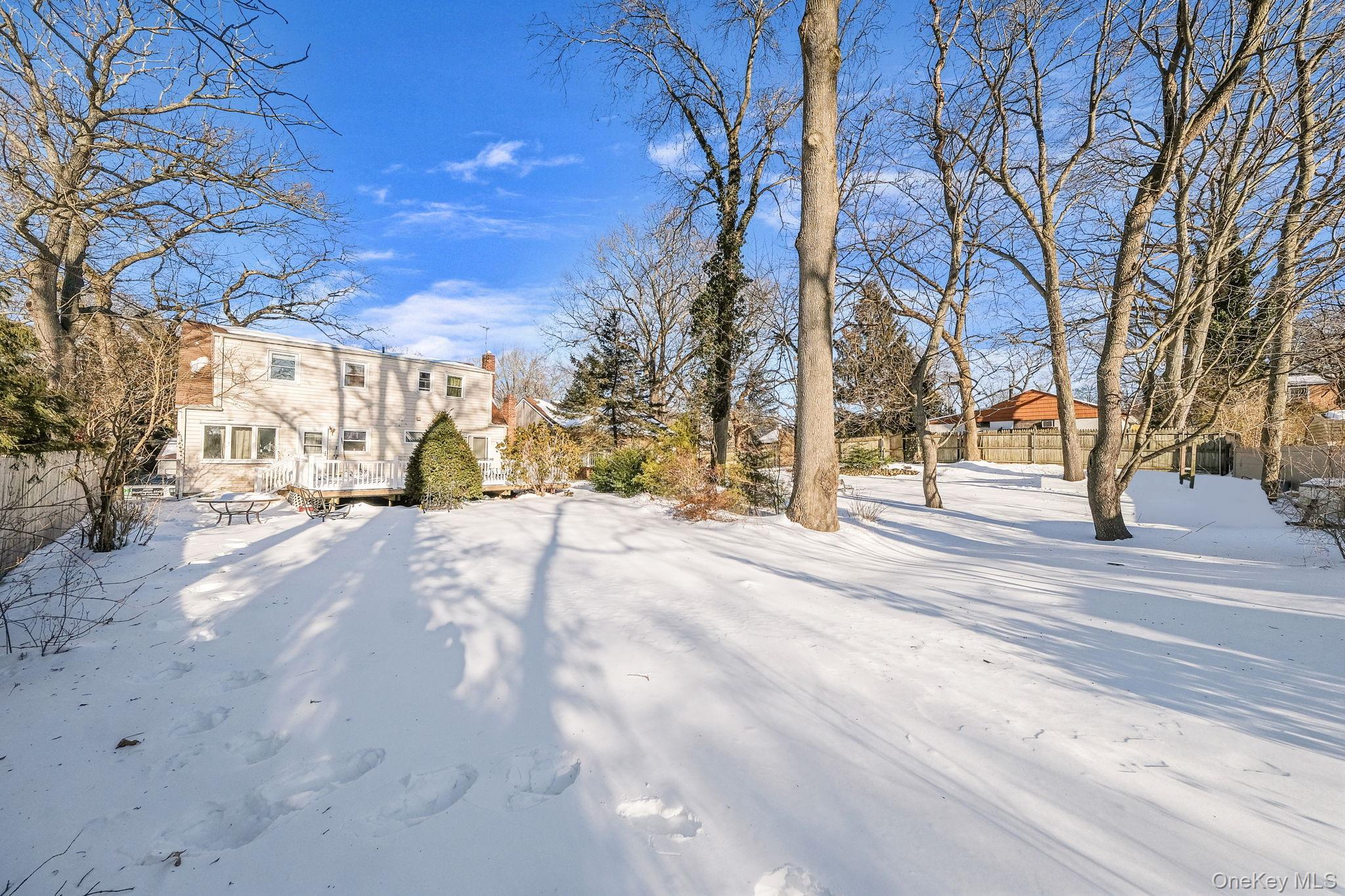 Single Family Valleywood  Suffolk County, NY 11746, MLS-958217-10