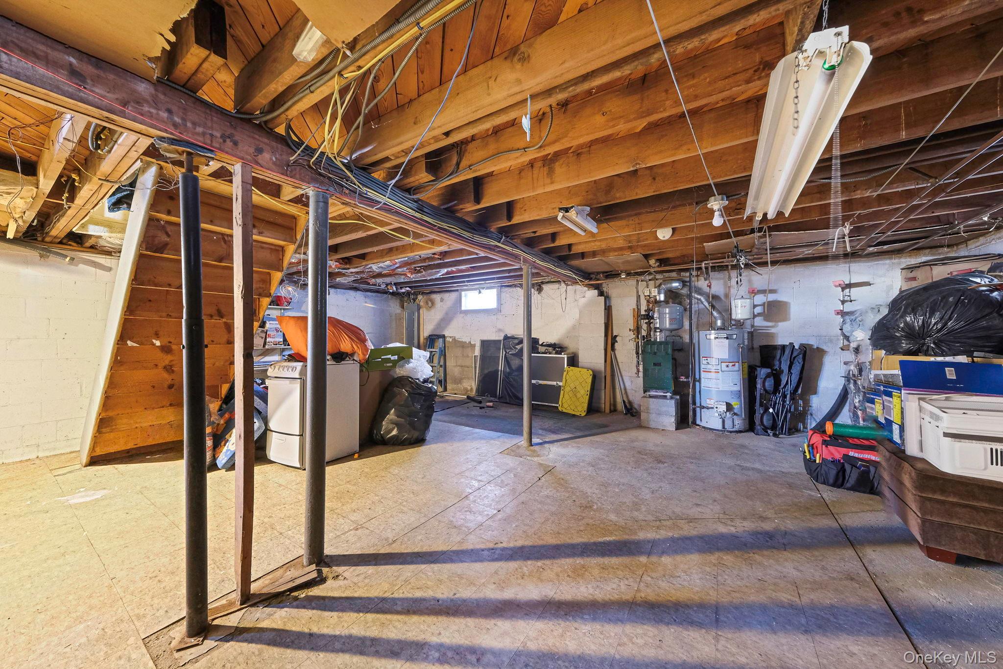 Single Family Valleywood  Suffolk County, NY 11746, MLS-958217-35