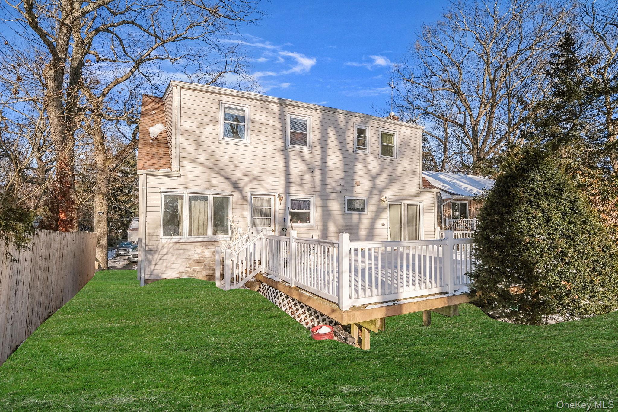 Single Family Valleywood  Suffolk County, NY 11746, MLS-958217-5