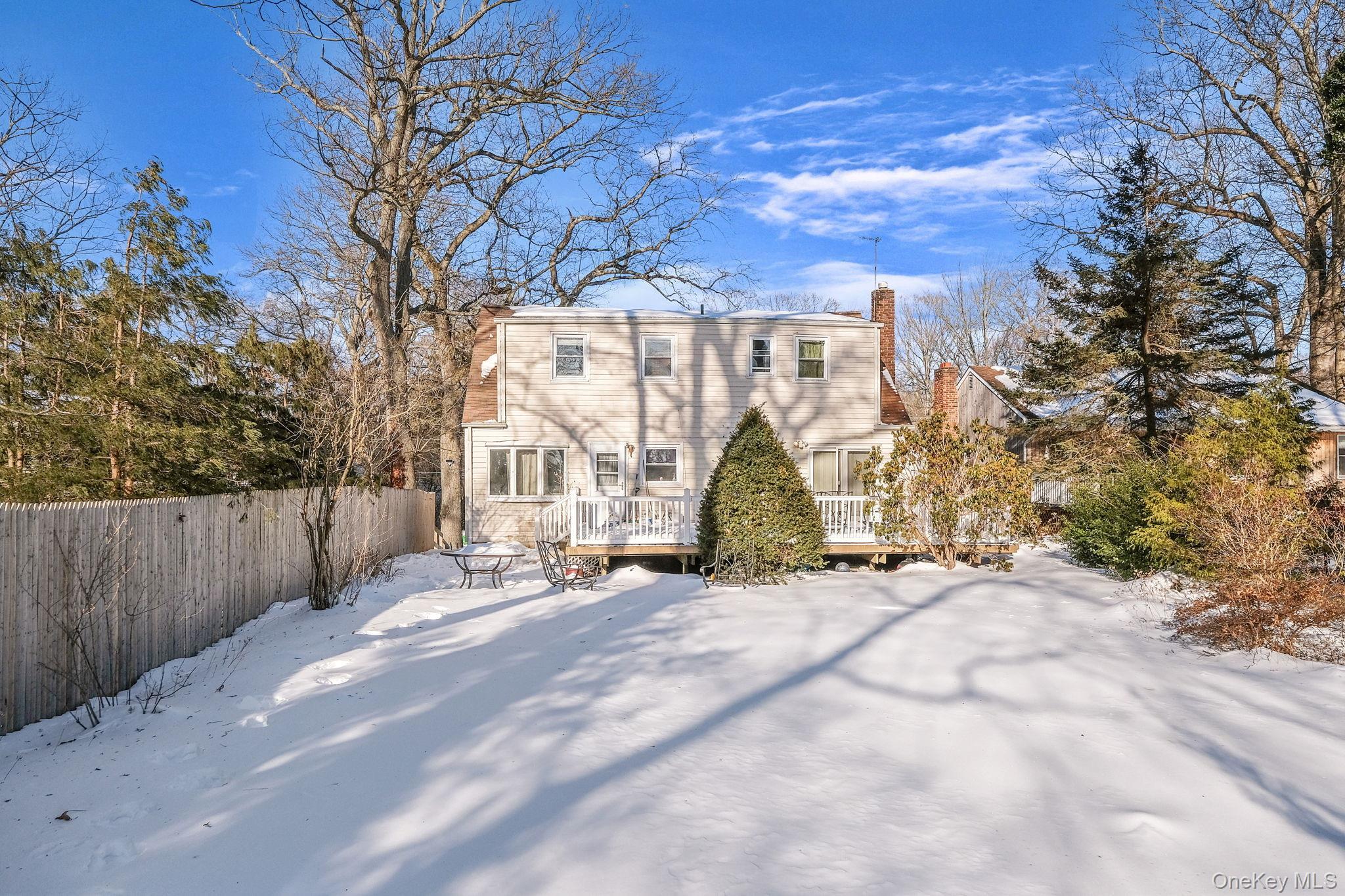 Single Family Valleywood  Suffolk County, NY 11746, MLS-958217-6