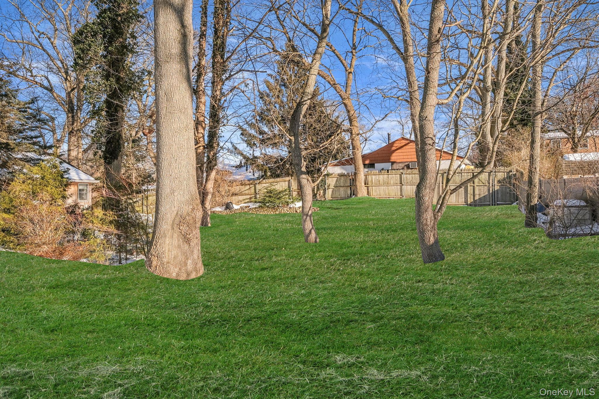 Single Family Valleywood  Suffolk County, NY 11746, MLS-958217-8