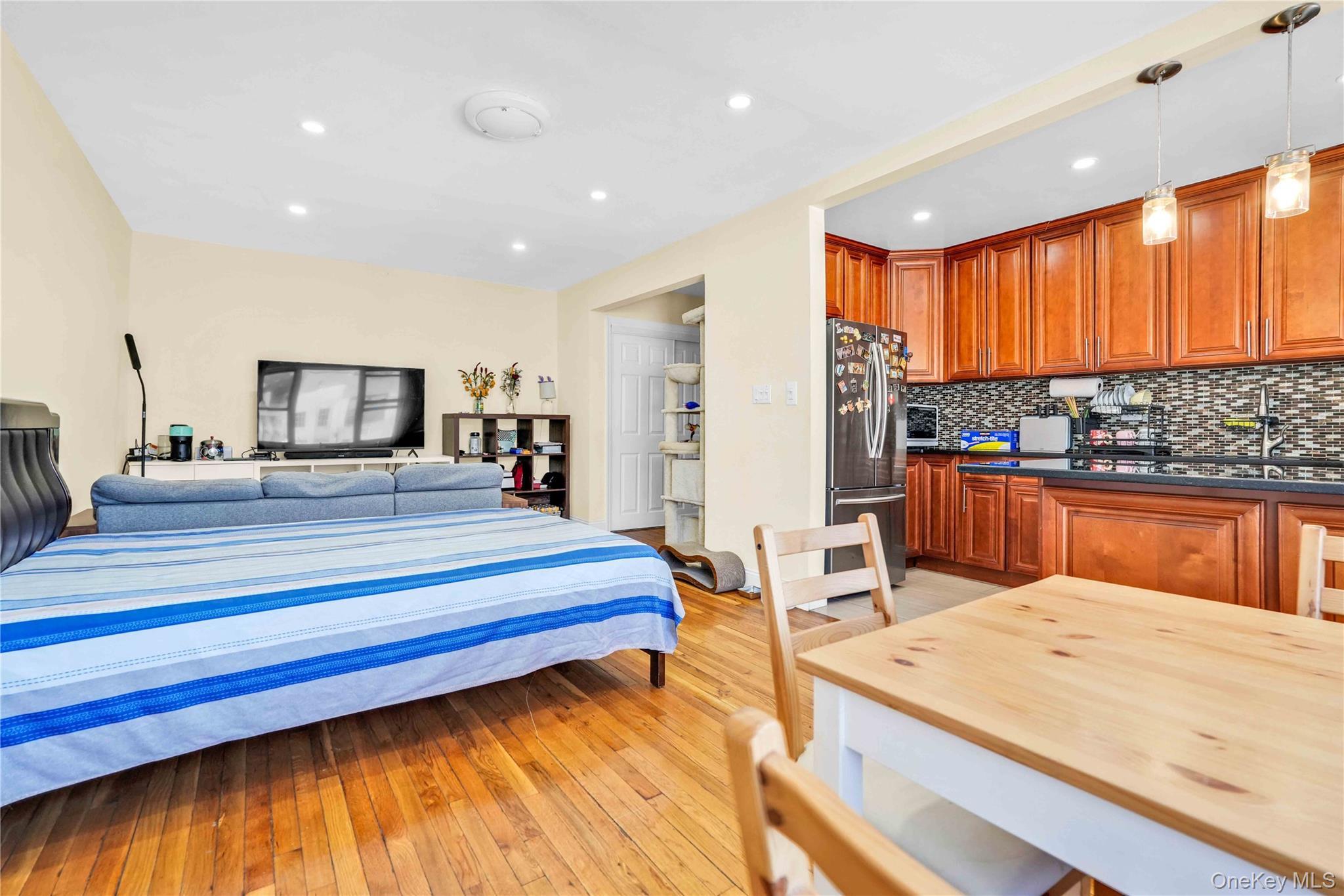 Coop Jewel  Queens, NY 11367, MLS-958222-18