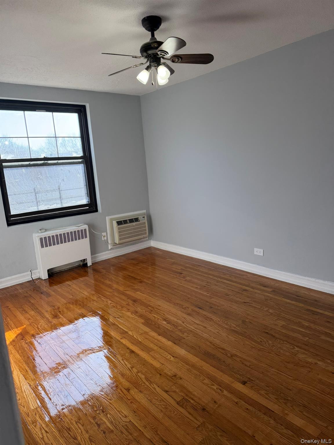 Condo B  Queens, NY 11367, MLS-958250-4