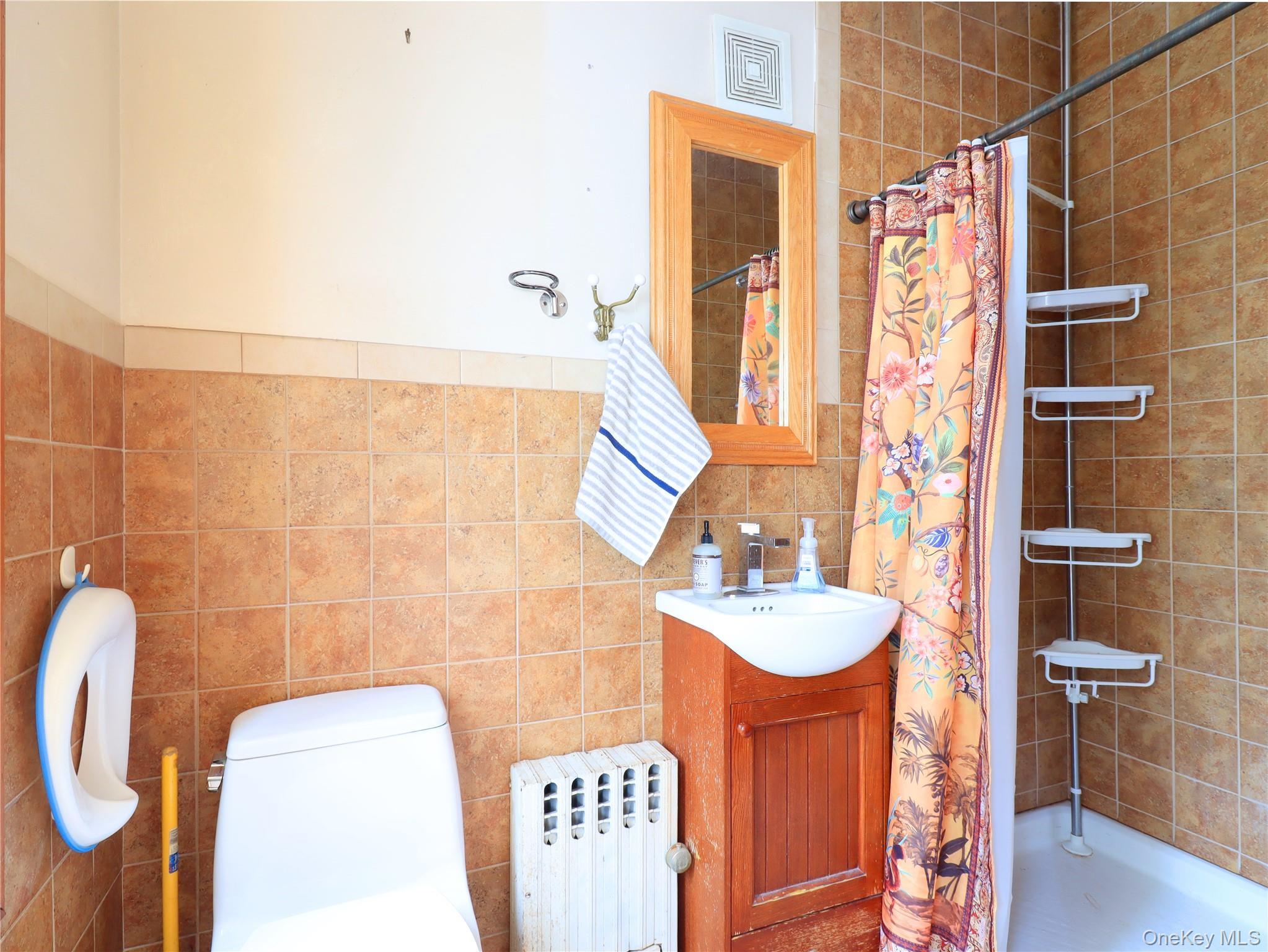 Single Family 168th  Queens, NY 11358, MLS-958266-23