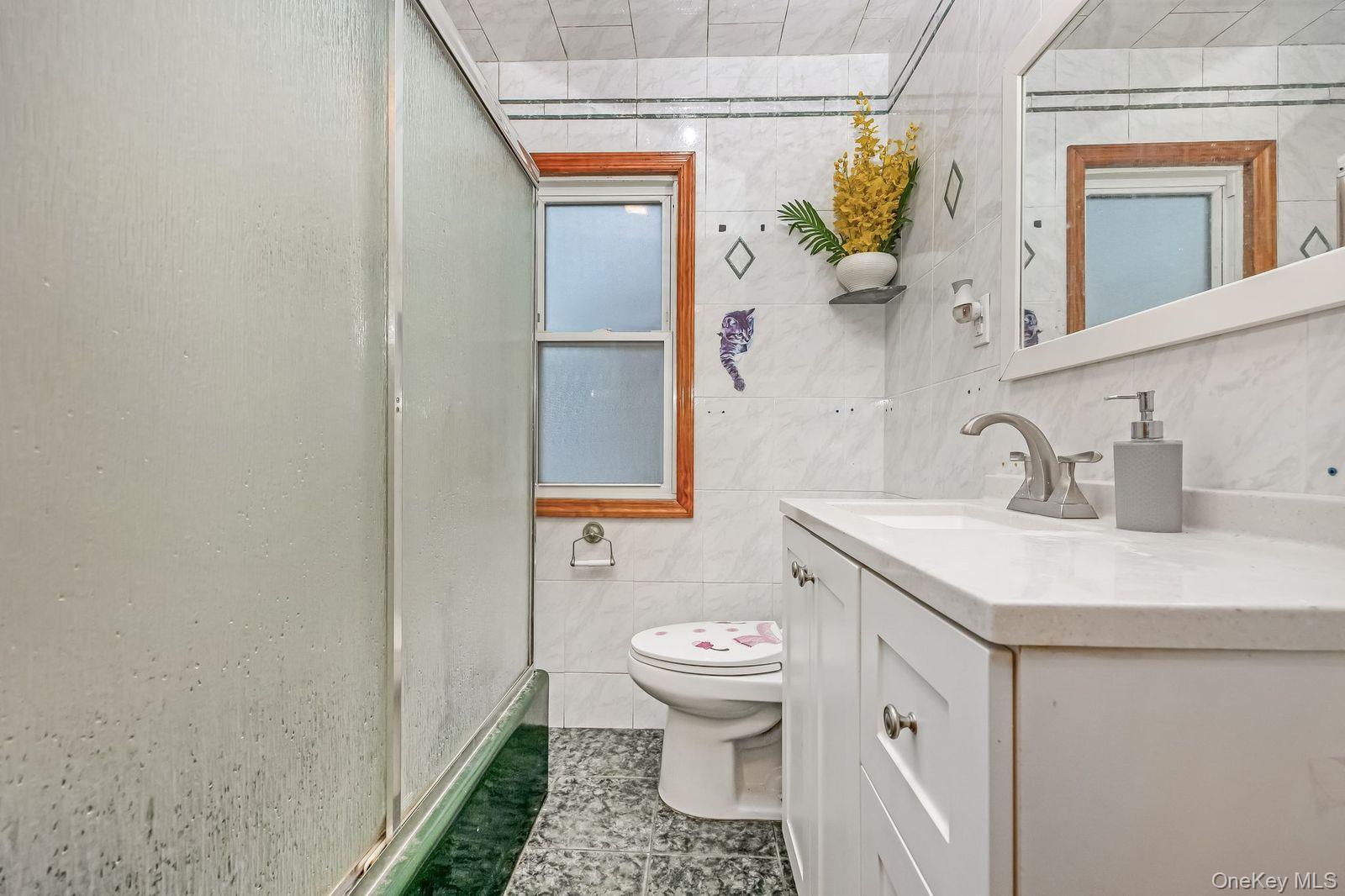 Single Family 159th Queens, NY 11358, MLS-958268-22