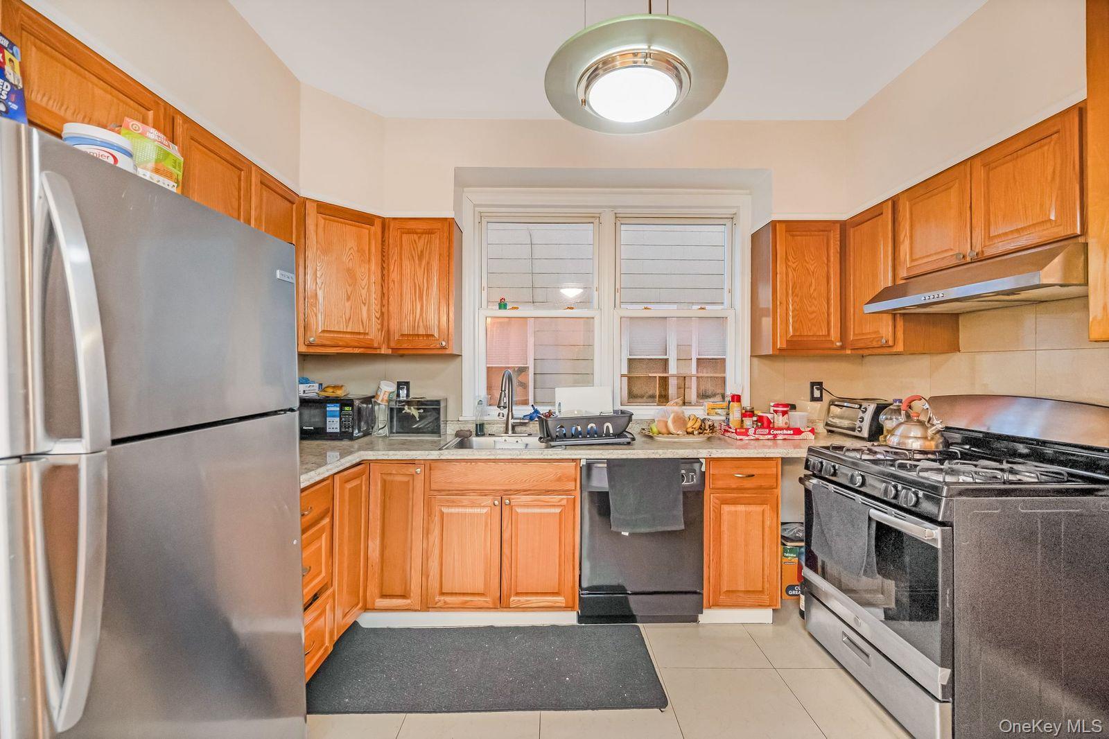 Single Family 159th Queens, NY 11358, MLS-958268-8