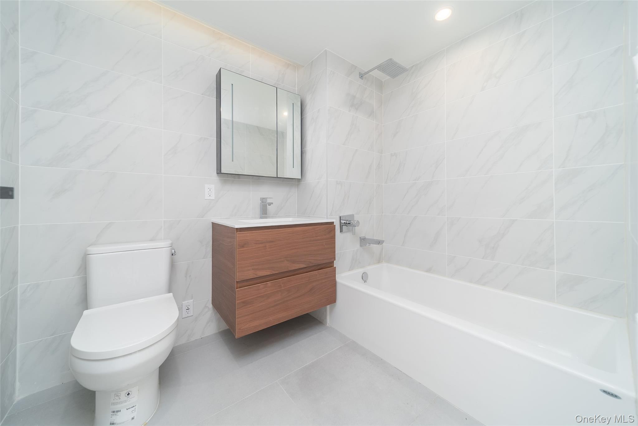 Condo Northern  Queens, NY 11354, MLS-958279-8