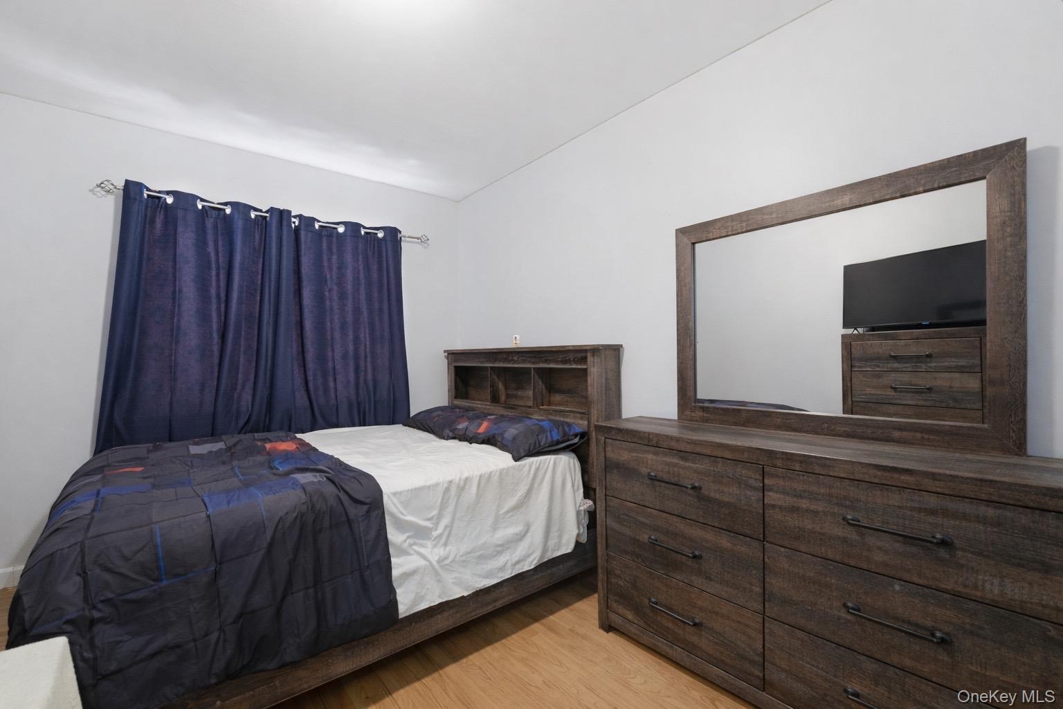 Single Family 78th  Queens, NY 11385, MLS-958361-15