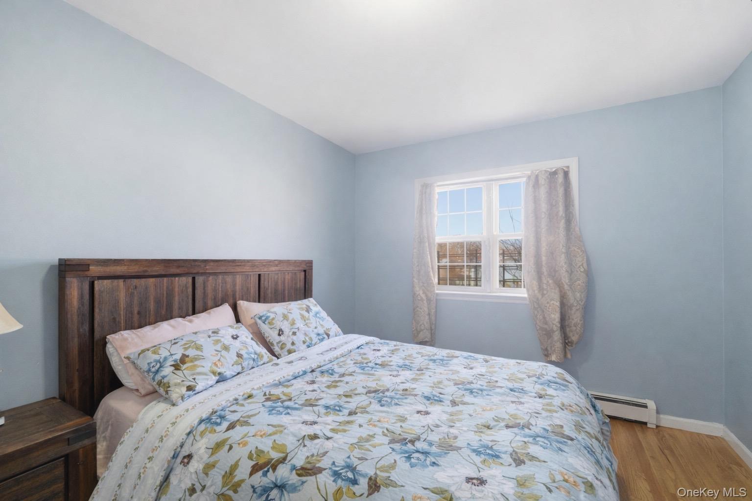 Single Family 78th  Queens, NY 11385, MLS-958361-23