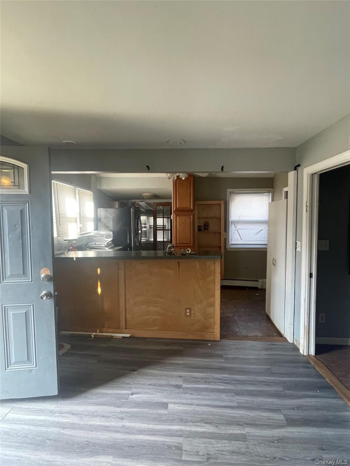 Single Family Park  Suffolk County, NY 11702, MLS-958376-3