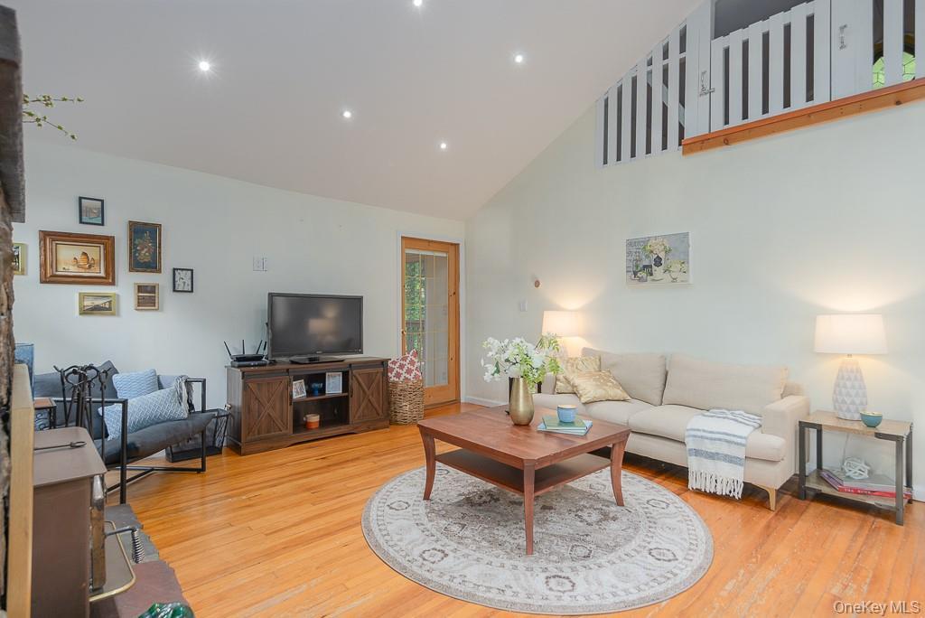 Single Family Bluff  Orange County, NY 10925, MLS-958378-6