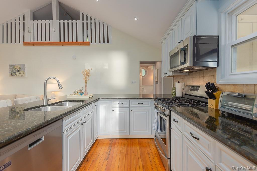 Single Family Bluff  Orange County, NY 10925, MLS-958378-8