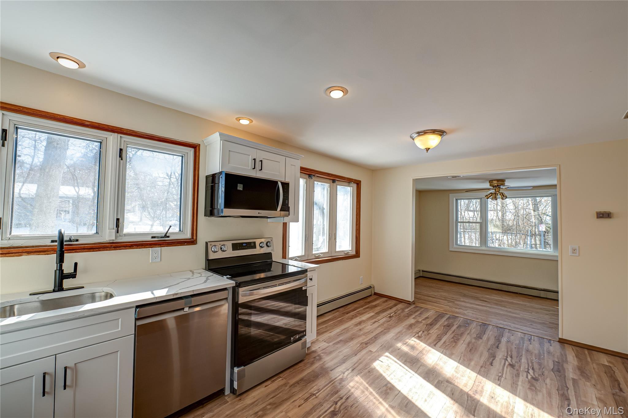 Single Family Webster  Suffolk County, NY 11779, MLS-958380-6