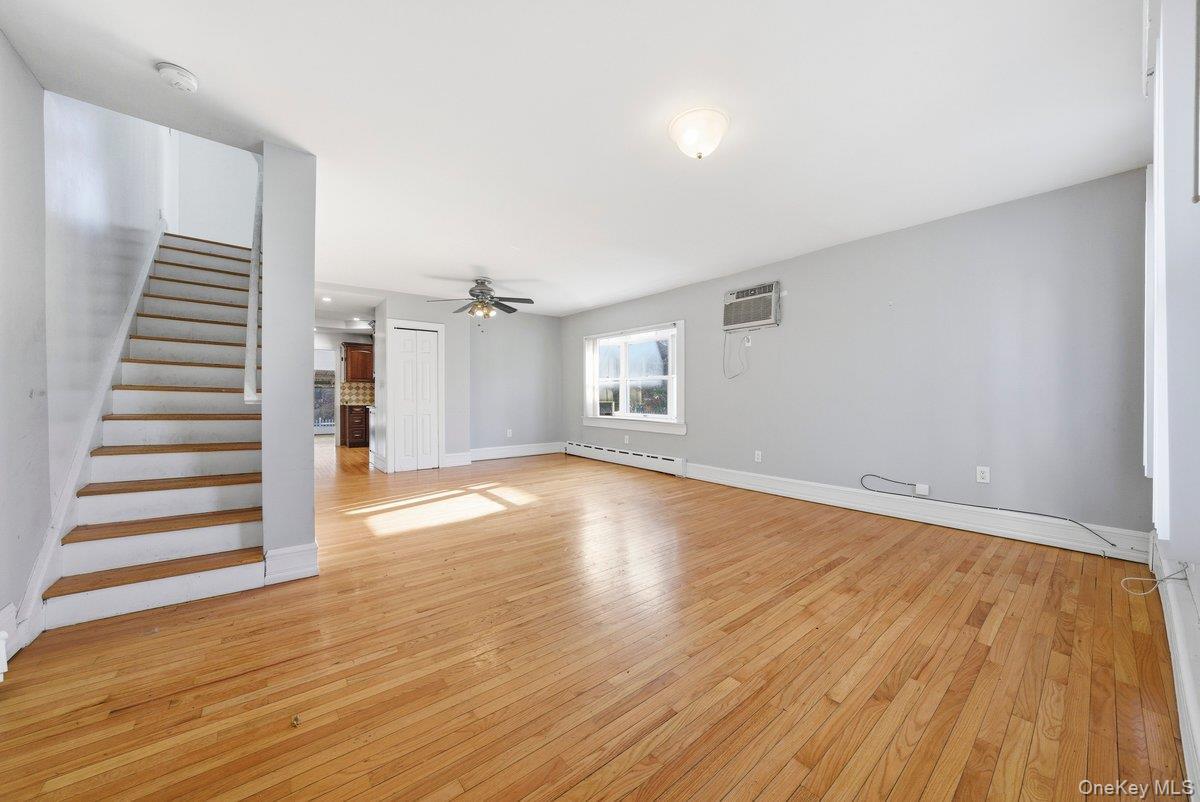 Single Family Crescent  Westchester County, NY 10704, MLS-958381-11