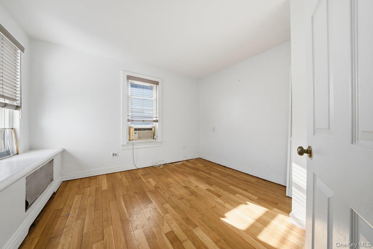 Single Family Crescent  Westchester County, NY 10704, MLS-958381-18