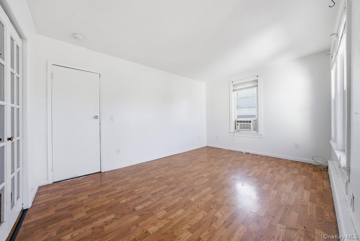 Single Family Crescent  Westchester County, NY 10704, MLS-958381-19