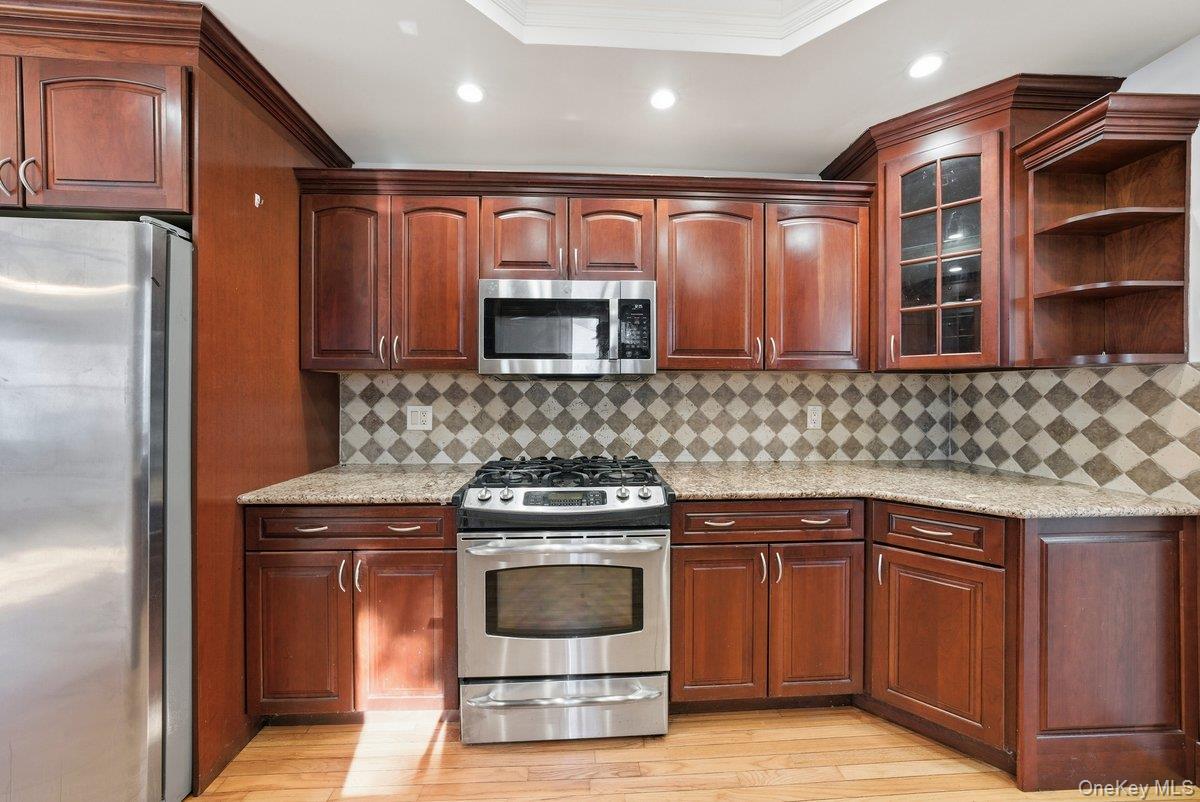 Single Family Crescent  Westchester County, NY 10704, MLS-958381-8