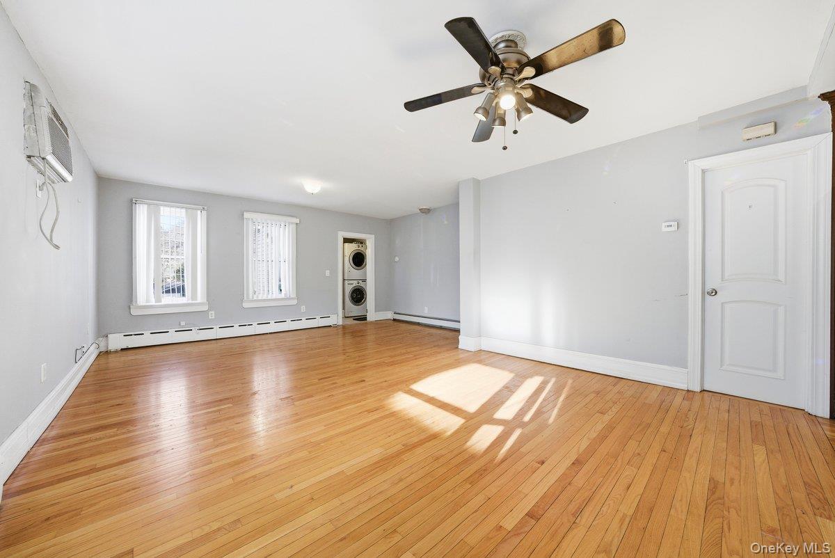 Single Family Crescent  Westchester County, NY 10704, MLS-958381-9