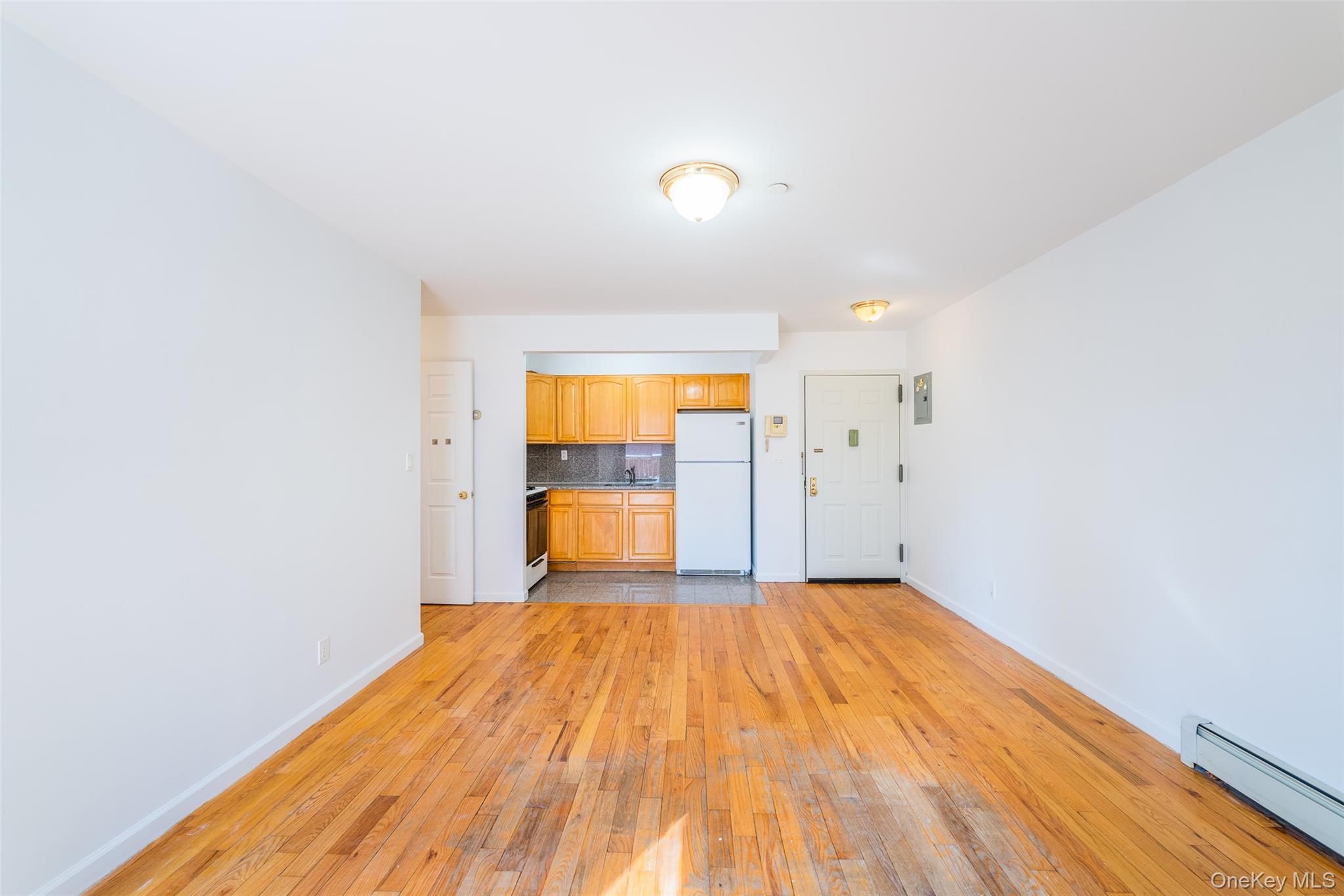 Condo Leavitt Queens, NY 11354, MLS-958406-11