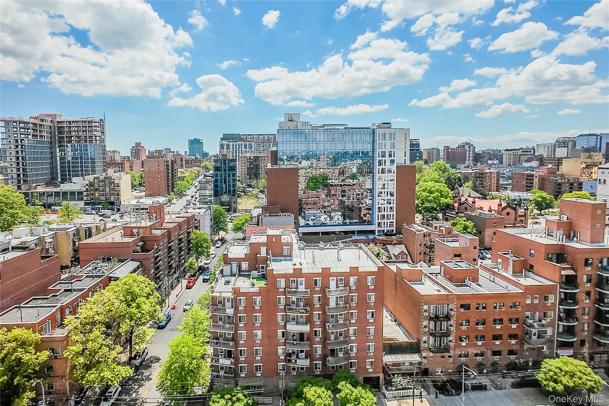 Condo Leavitt Queens, NY 11354, MLS-958406-24