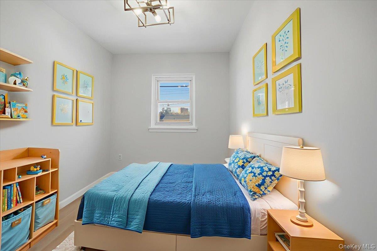 Single Family Baychester  Bronx, NY 10466, MLS-958454-11