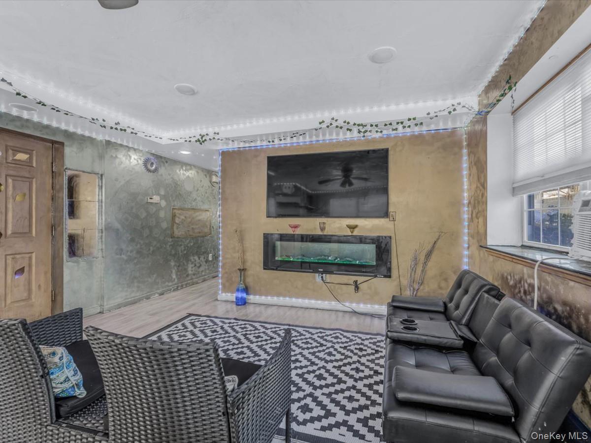 Condo Beach 60th  Queens, NY 11692, MLS-958471-3