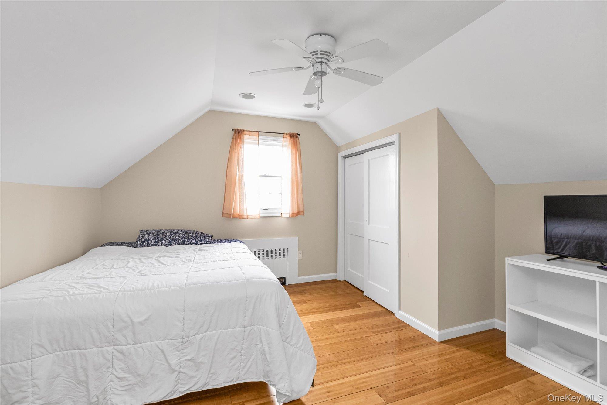 Single Family Roxbury  Nassau County, NY 11572, MLS-958504-16