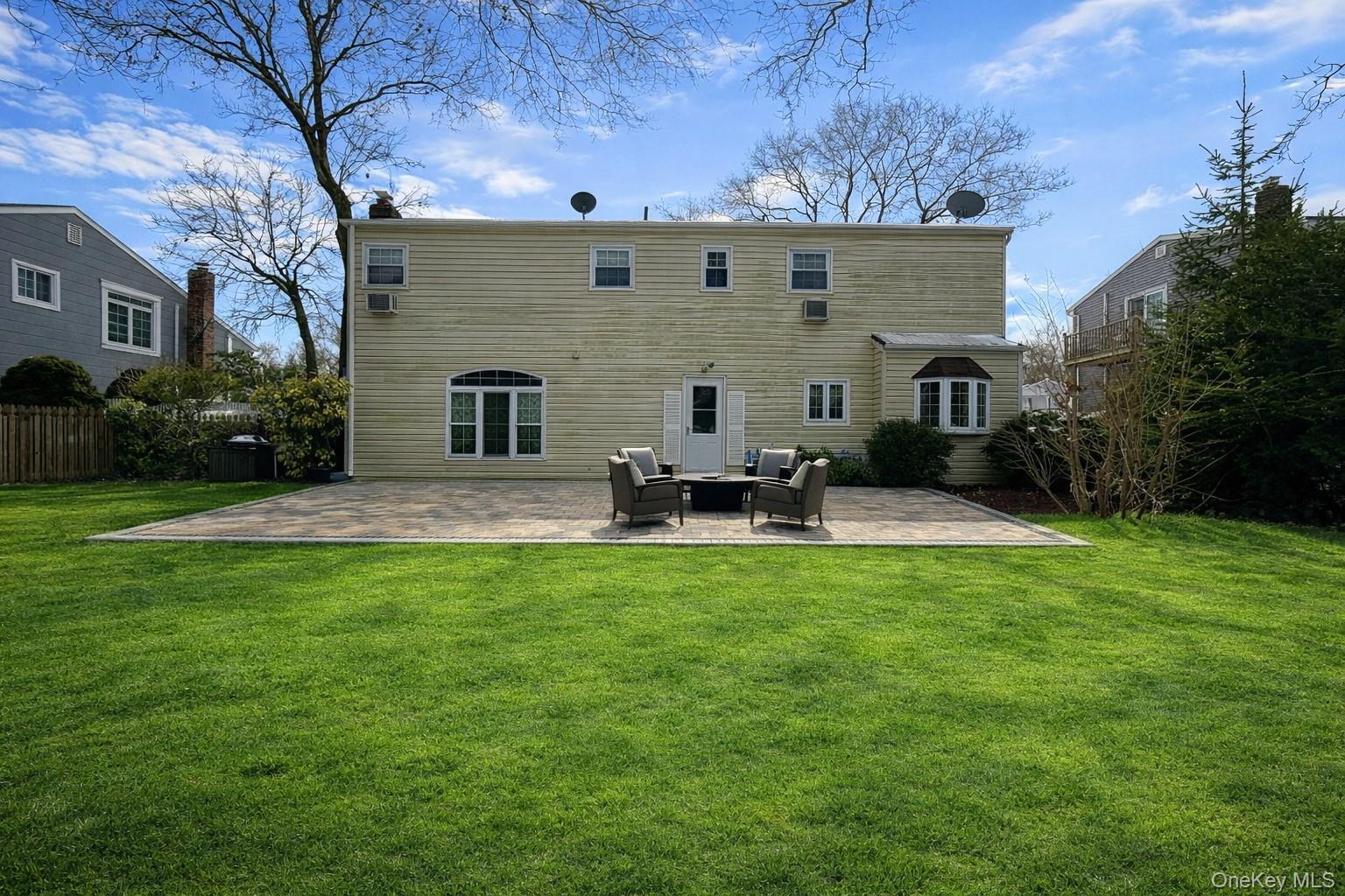 Single Family Palm  Suffolk County, NY 11784, MLS-958517-17