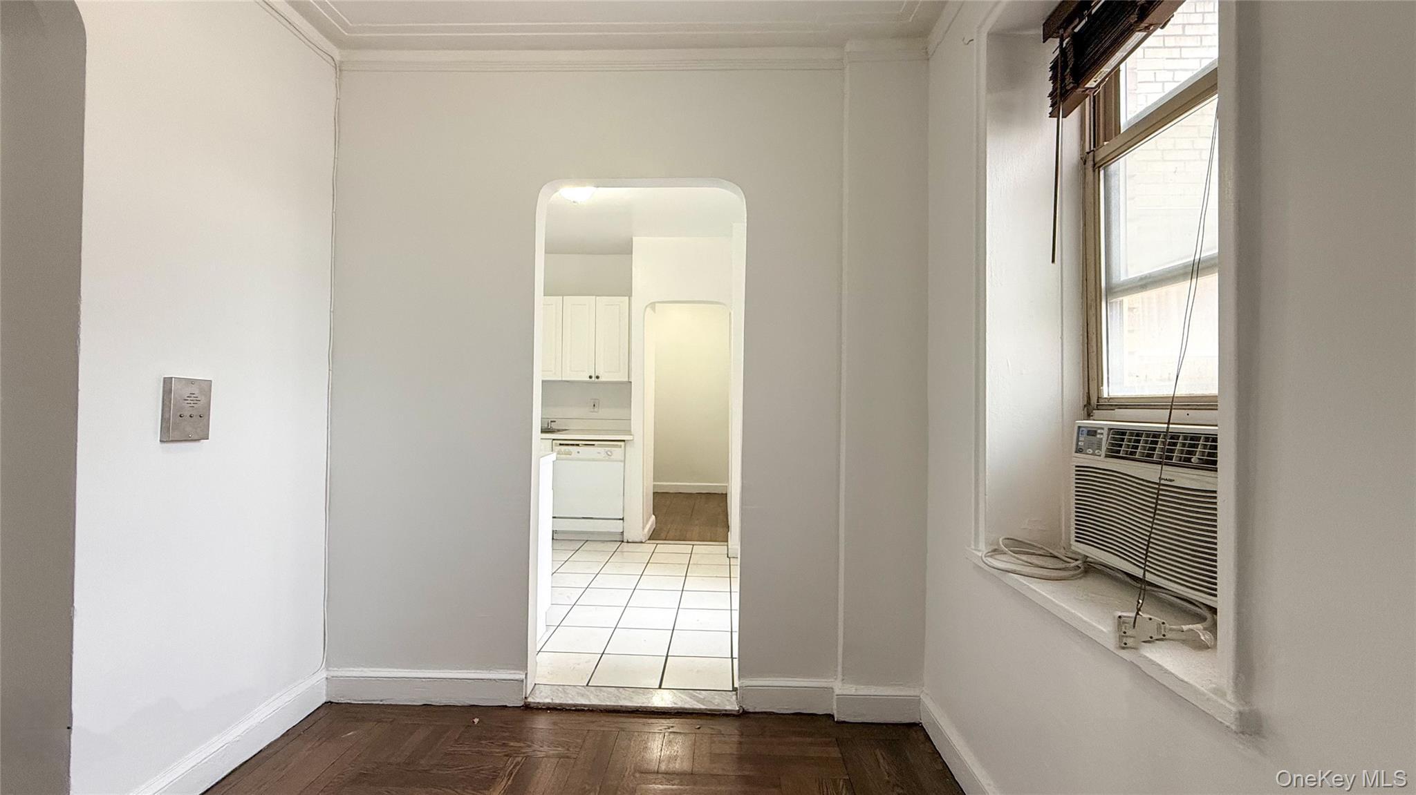 Apartment Boston  Bronx, NY 10462, MLS-958519-3