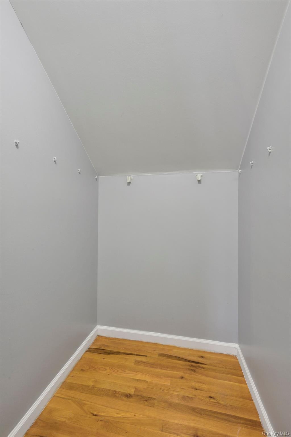Apartment Huguenot Avenue Bronx, NY 10475, MLS-958525-10