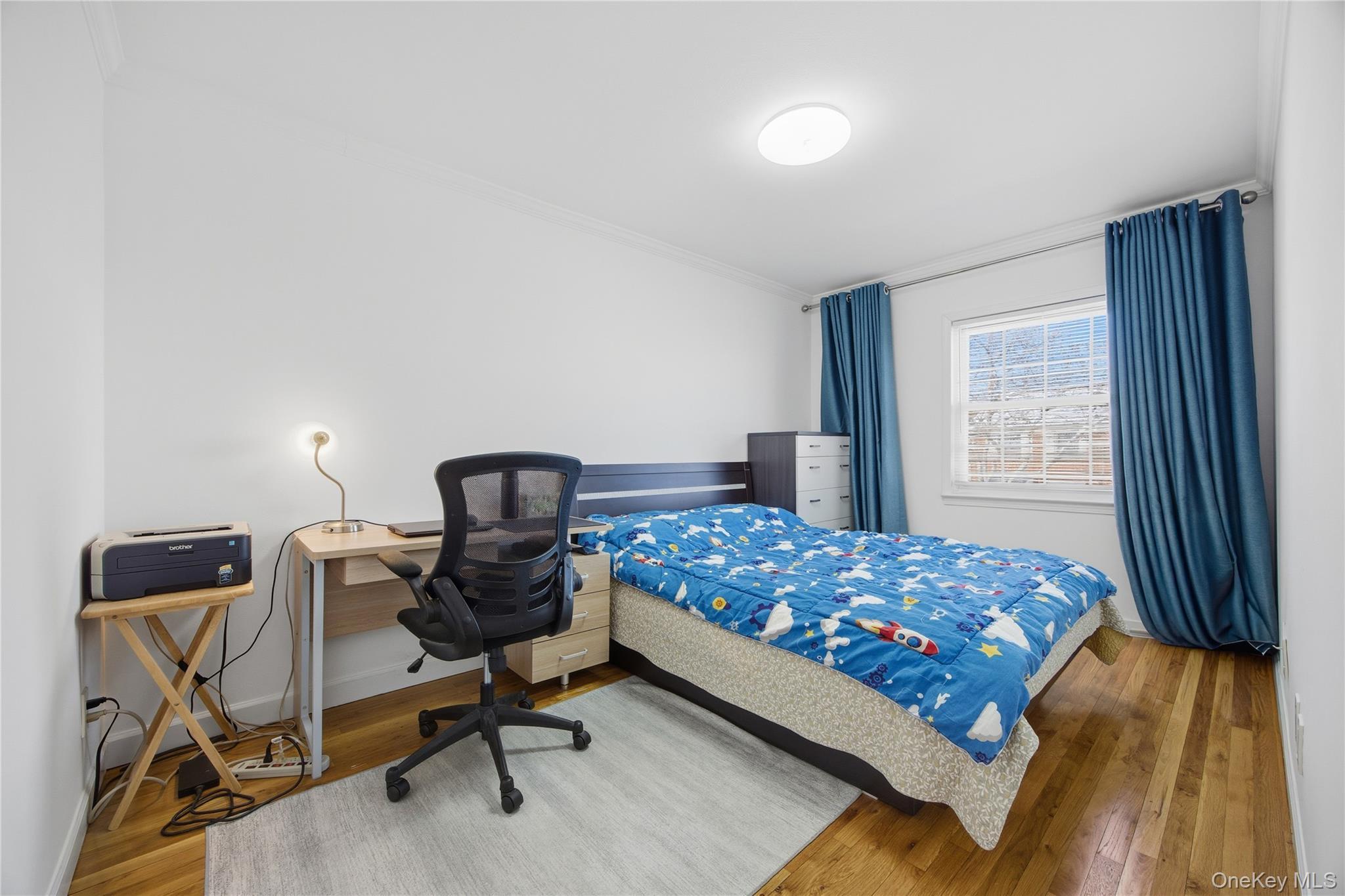 Single Family Douglaston Parkway  Queens, NY 11362, MLS-958543-11