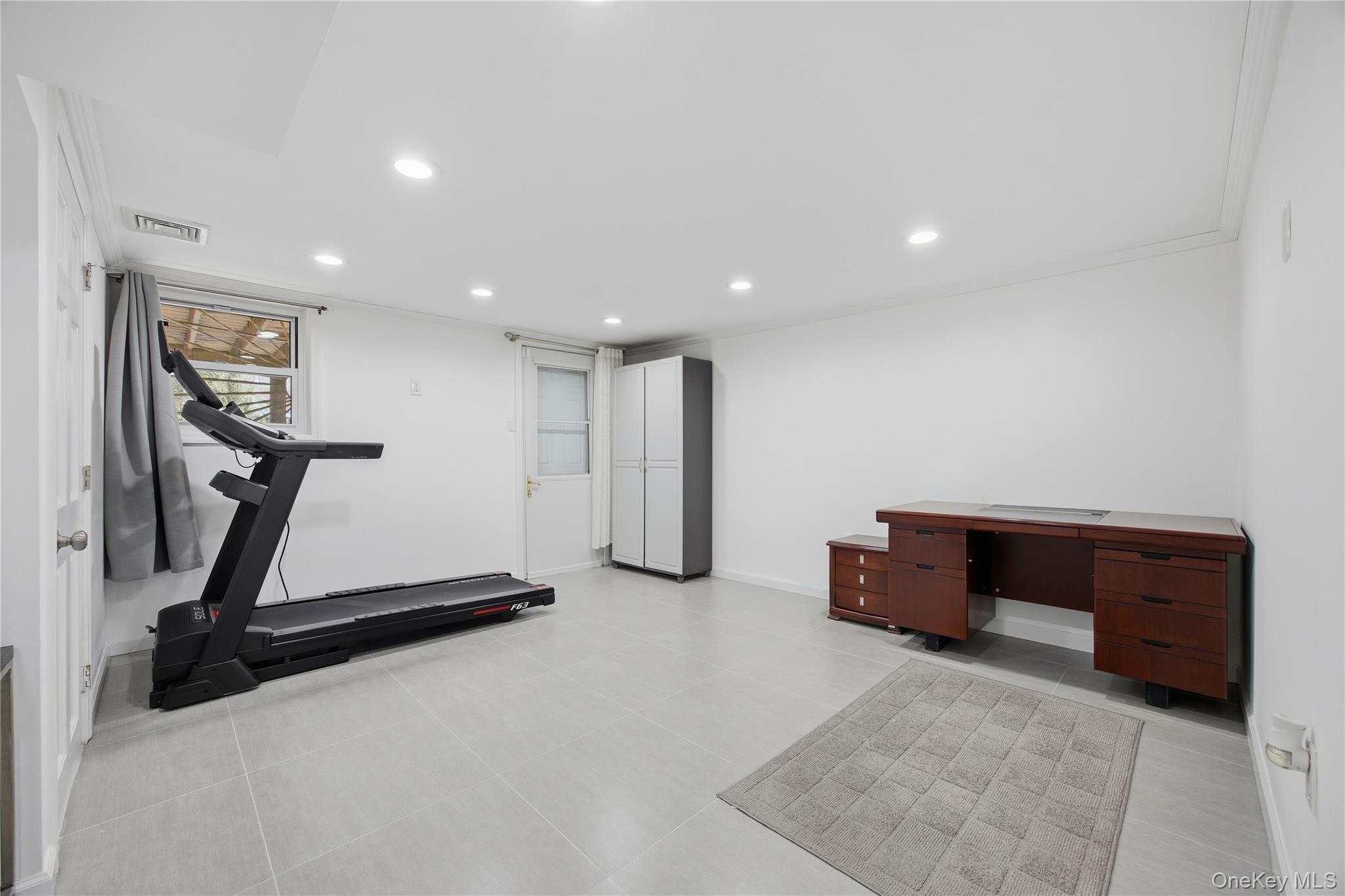 Single Family Douglaston Parkway  Queens, NY 11362, MLS-958543-14