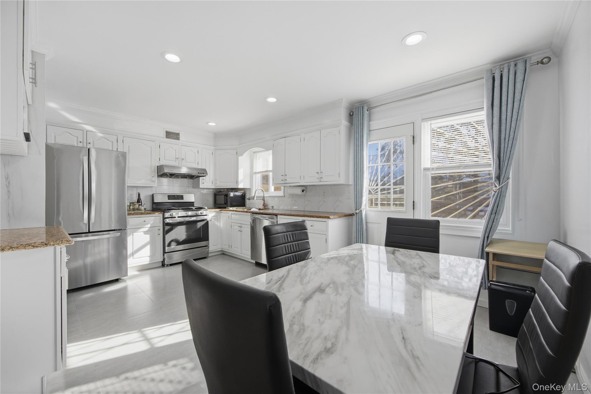 Single Family Douglaston Parkway  Queens, NY 11362, MLS-958543-6