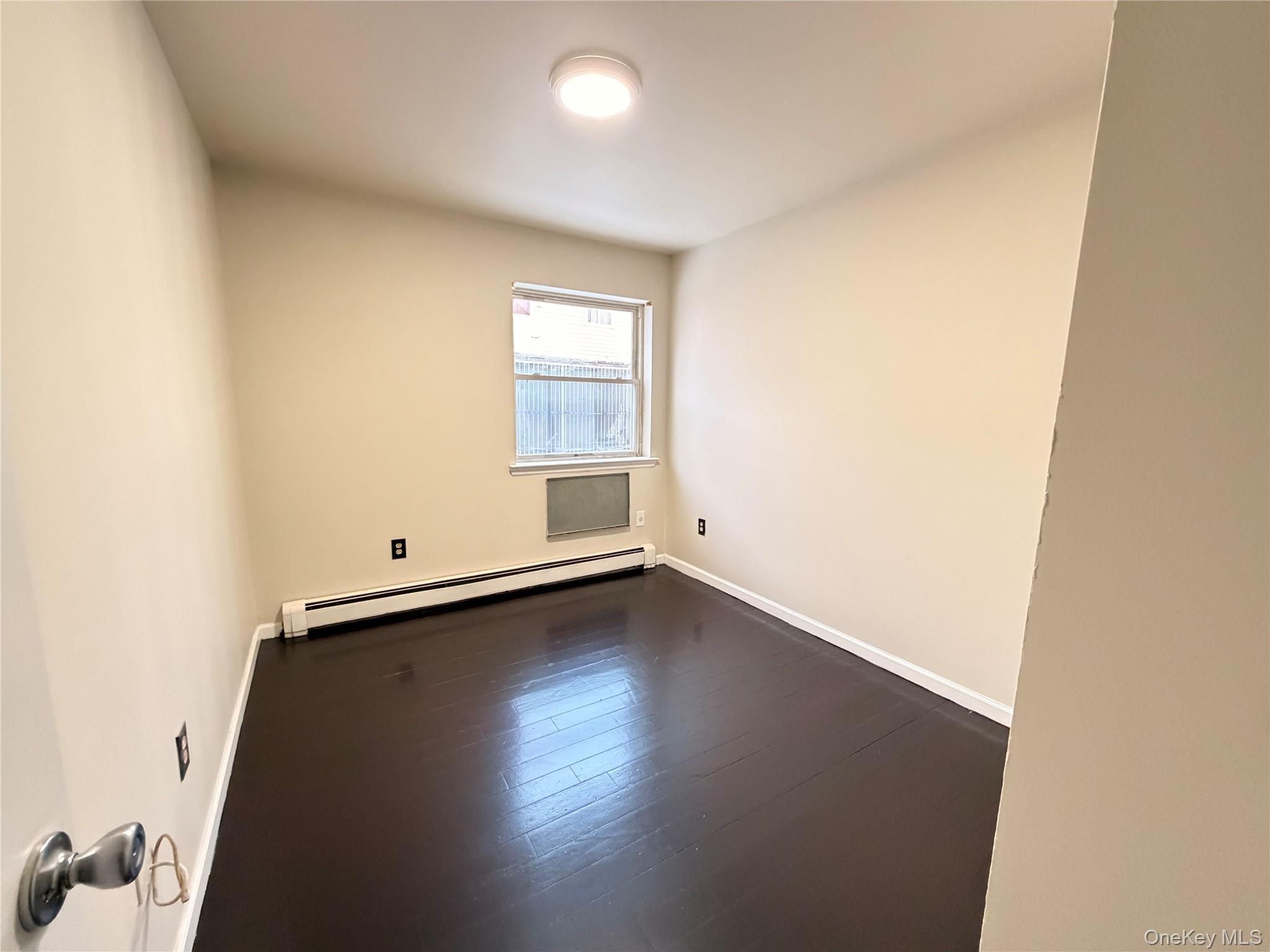 Single Family Arnow  Bronx, NY 10469, MLS-958548-11