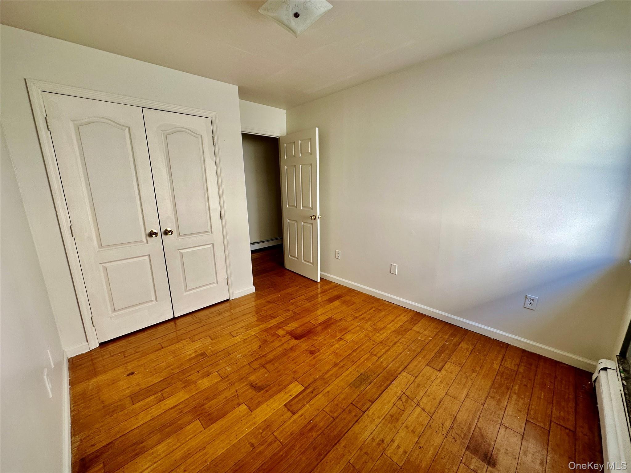 Single Family Arnow  Bronx, NY 10469, MLS-958548-4