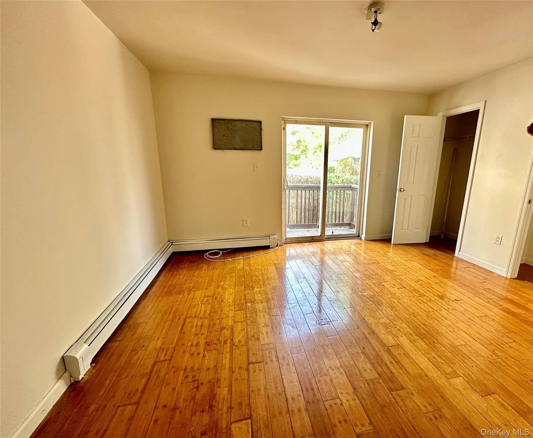 Single Family Arnow  Bronx, NY 10469, MLS-958548-8