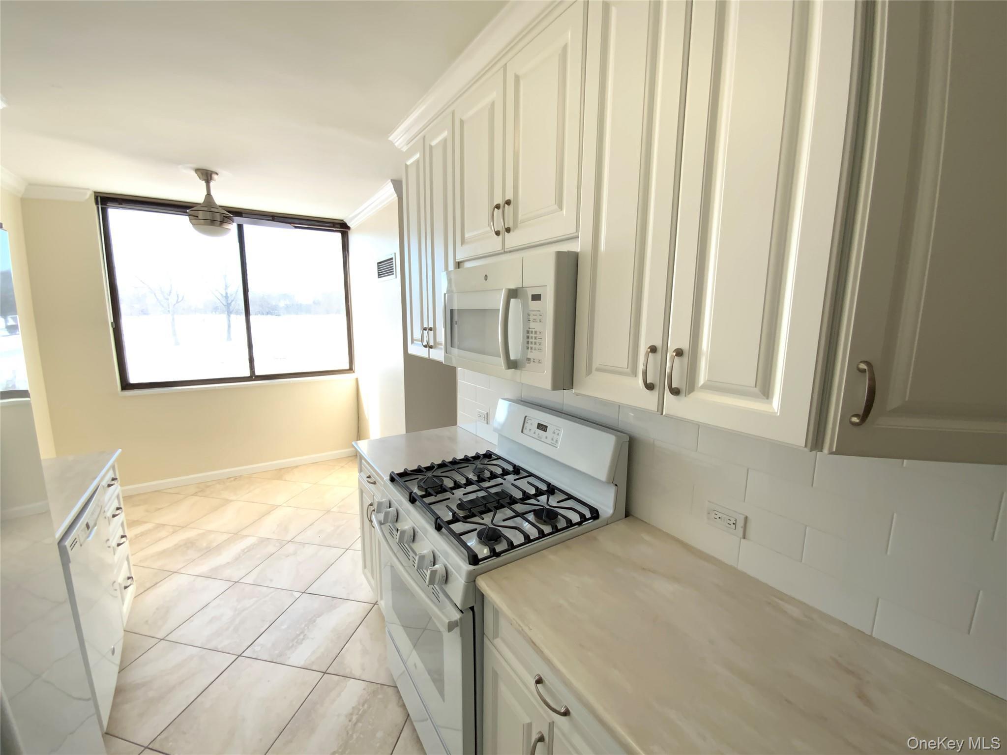 Coop Grand Central  Queens, NY 11005, MLS-958569-12