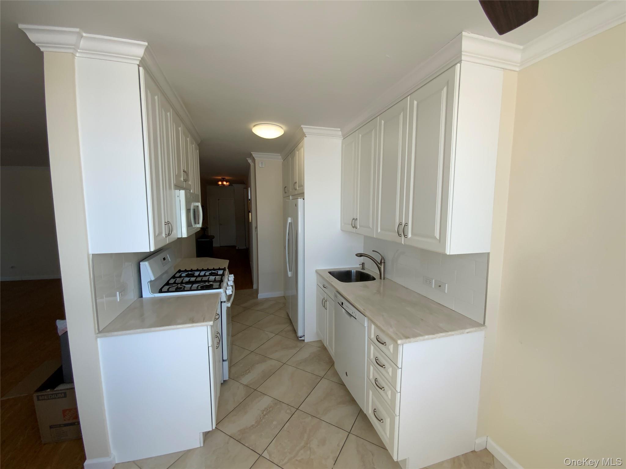 Coop Grand Central  Queens, NY 11005, MLS-958569-13