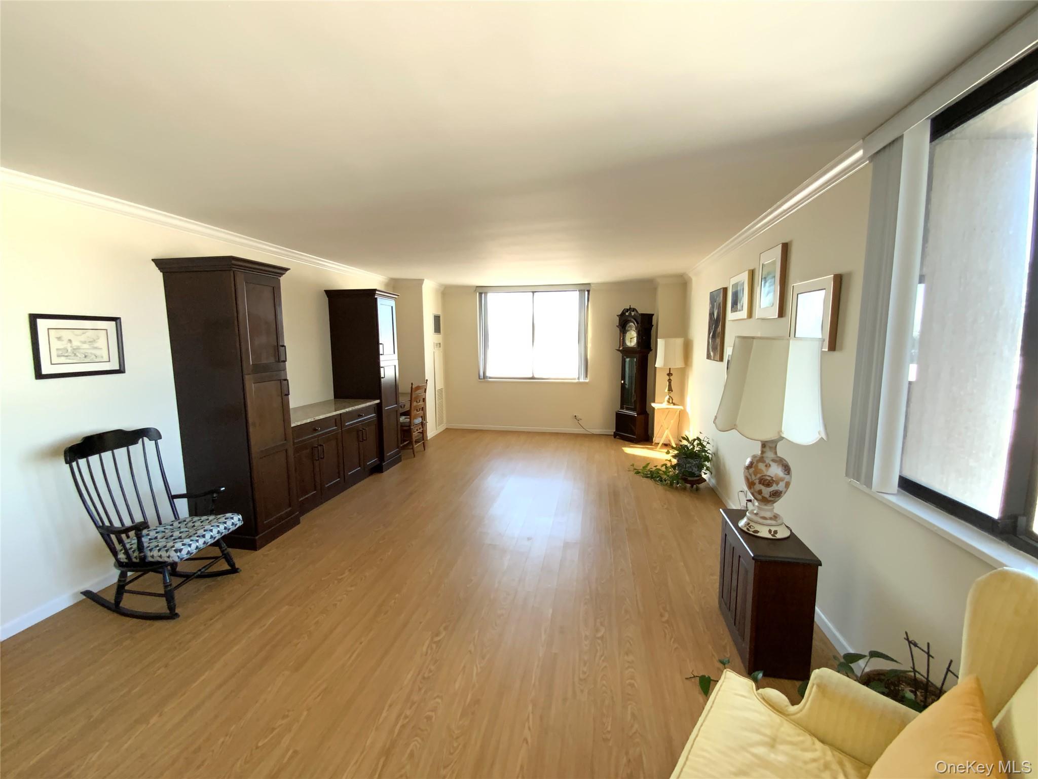 Coop Grand Central  Queens, NY 11005, MLS-958569-4