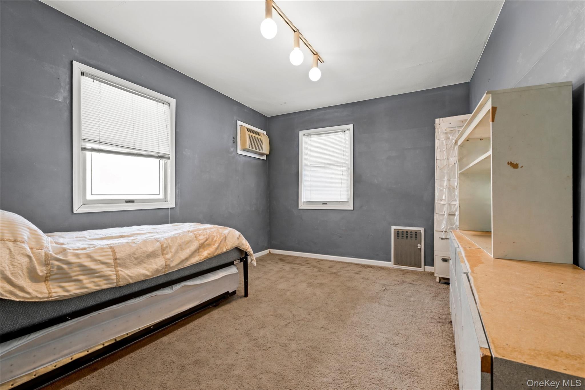 Single Family 189th  Queens, NY 11366, MLS-958575-14